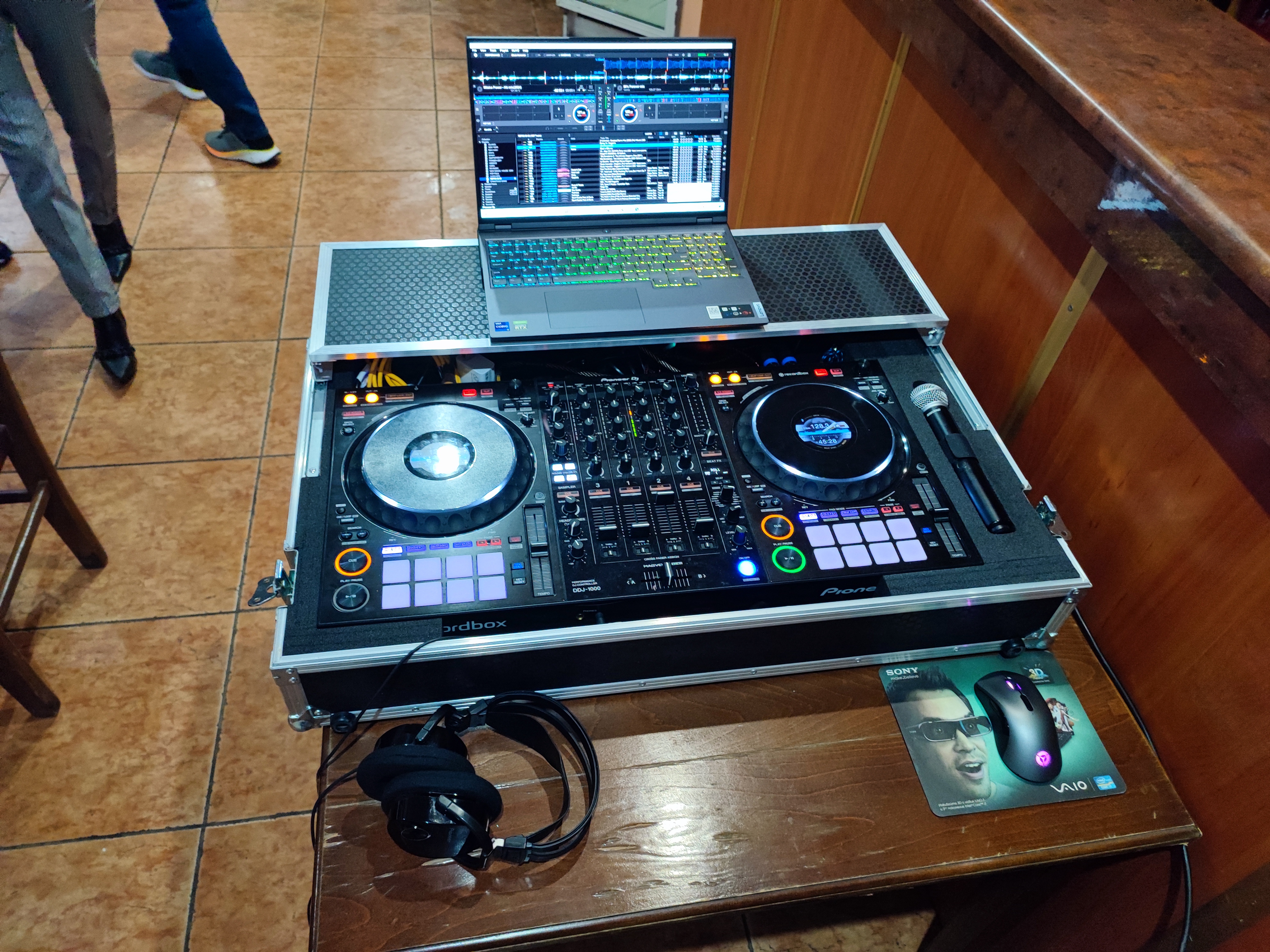 Деян Топалов cover