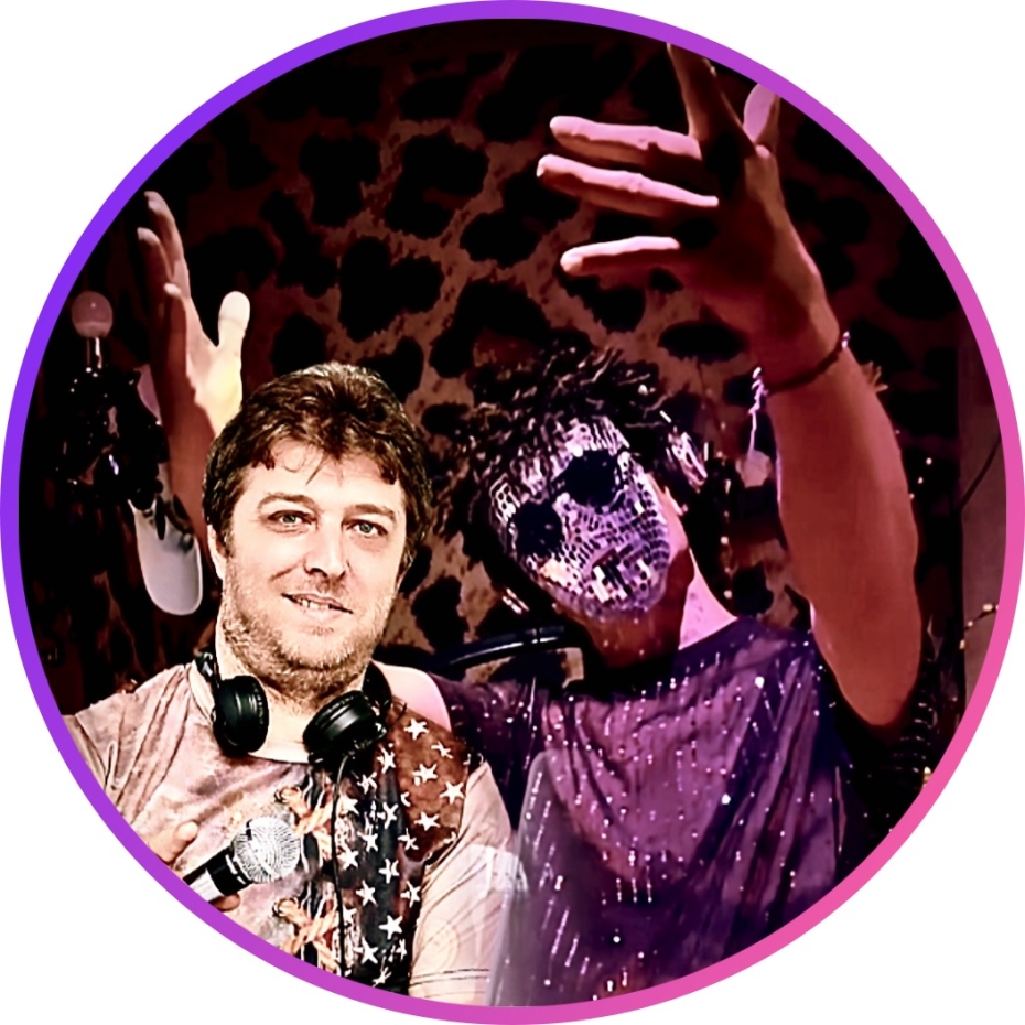 𝔸𝕪𝕔𝕙𝕠 & 𝔻𝕁 𝕂𝕣𝕒𝕤𝕚 𝕀𝕝𝕚𝕖𝕧 ℝ𝕄𝕏𝕤 𝟘𝟙